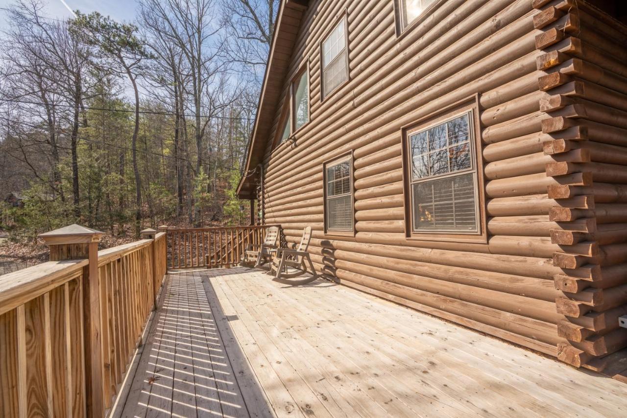 Comfort Cabin Bearway To Heaven W Private Hot Tub Pigeon Forge Exteriör bild