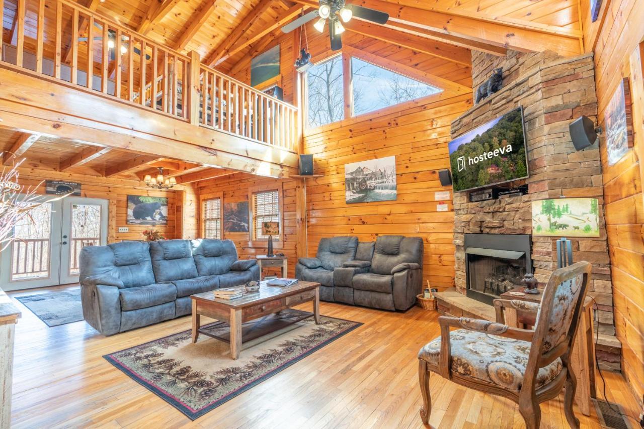 Comfort Cabin Bearway To Heaven W Private Hot Tub Pigeon Forge Exteriör bild