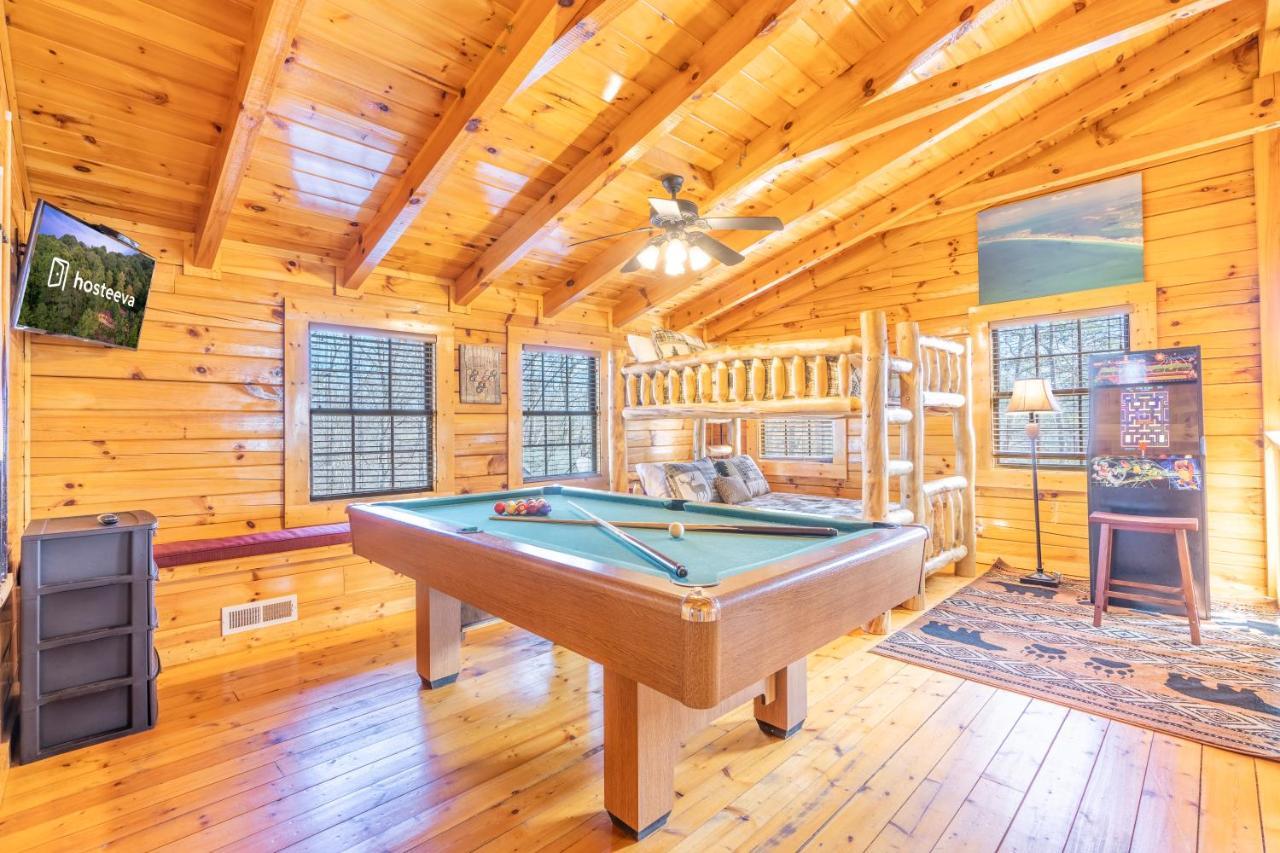 Comfort Cabin Bearway To Heaven W Private Hot Tub Pigeon Forge Exteriör bild